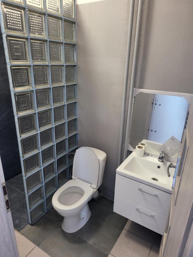 ורשה Rooms4Rest Wiertnicza - Private Rooms For Tourists - Atr Consulting Sp, Z O,O, מראה חיצוני תמונה