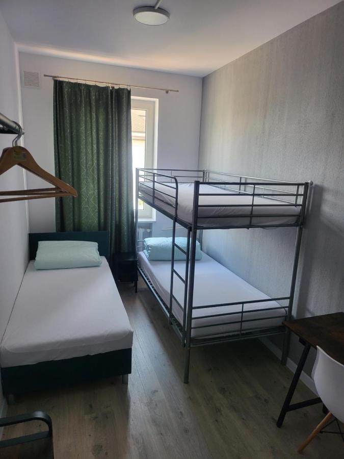 ורשה Rooms4Rest Wiertnicza - Private Rooms For Tourists - Atr Consulting Sp, Z O,O, מראה חיצוני תמונה