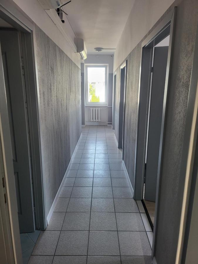ורשה Rooms4Rest Wiertnicza - Private Rooms For Tourists - Atr Consulting Sp, Z O,O, מראה חיצוני תמונה