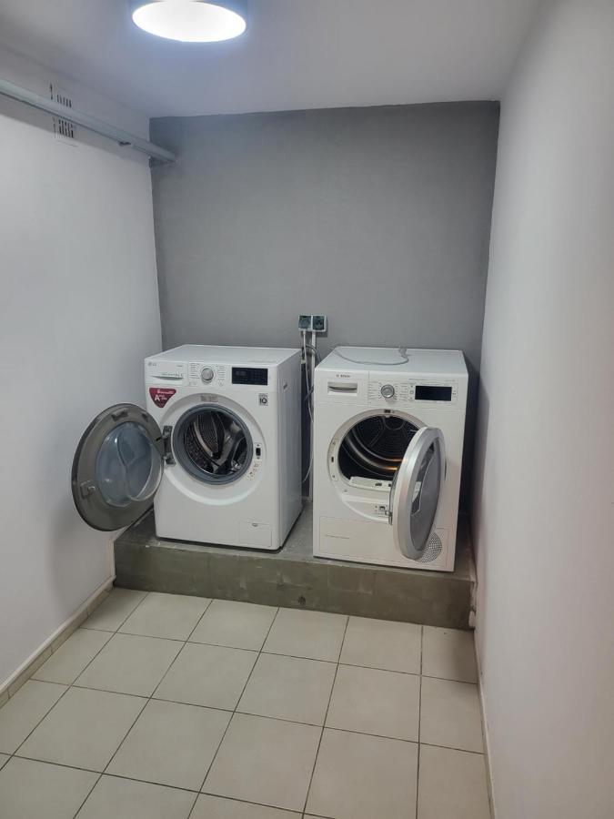 ורשה Rooms4Rest Wiertnicza - Private Rooms For Tourists - Atr Consulting Sp, Z O,O, מראה חיצוני תמונה