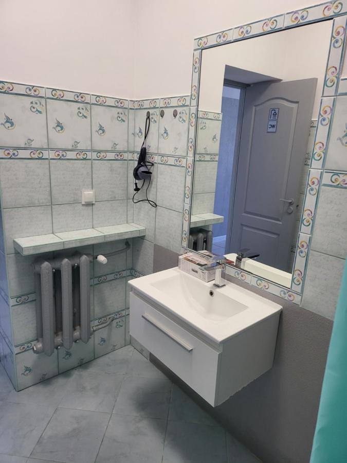 ורשה Rooms4Rest Wiertnicza - Private Rooms For Tourists - Atr Consulting Sp, Z O,O, מראה חיצוני תמונה