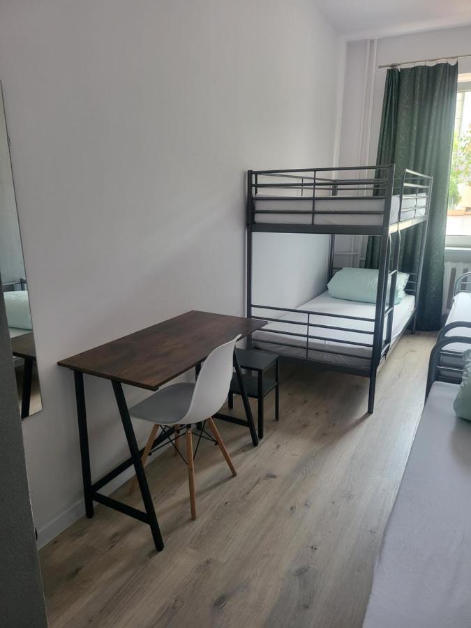 ורשה Rooms4Rest Wiertnicza - Private Rooms For Tourists - Atr Consulting Sp, Z O,O, מראה חיצוני תמונה