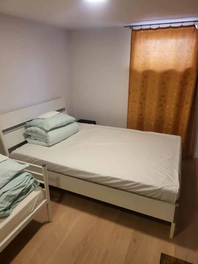 ורשה Rooms4Rest Wiertnicza - Private Rooms For Tourists - Atr Consulting Sp, Z O,O, מראה חיצוני תמונה